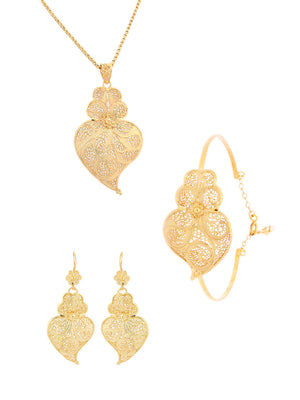 Conjunto Sensível - Pendente, Brincos e Pulseira
