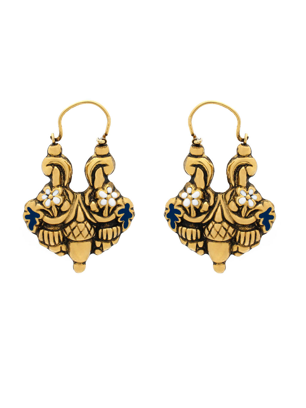 Baroque mounted earrings