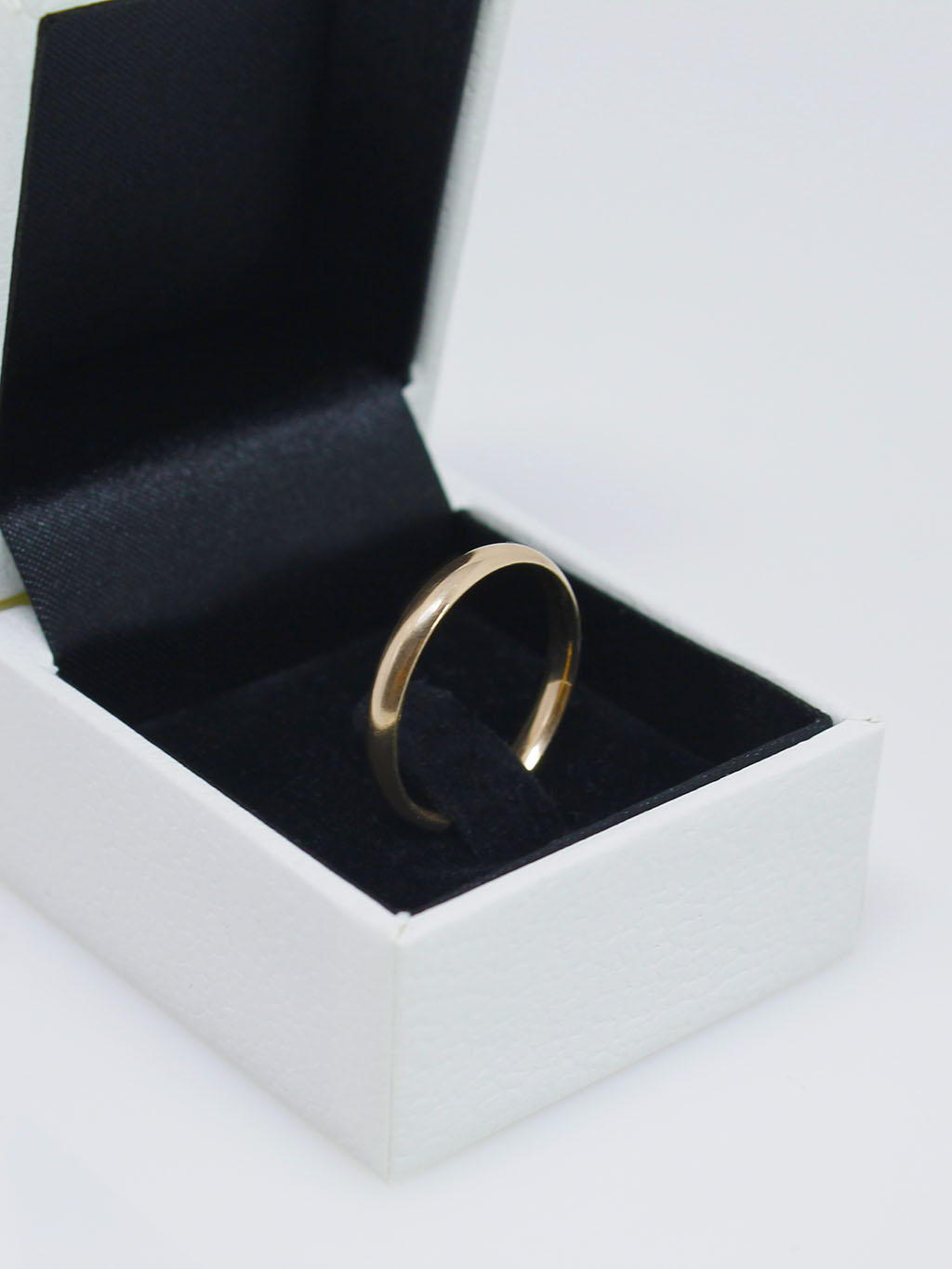 3mm wedding ring (19K gold)