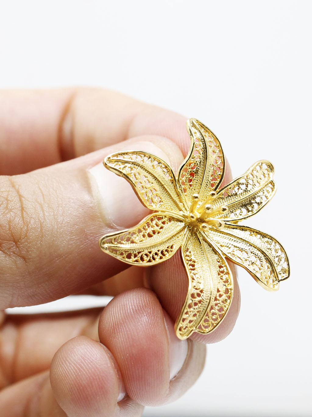 Flower Earrings 6 Petals