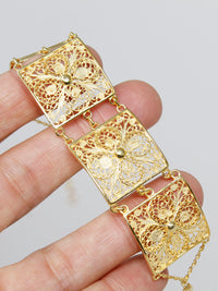 Square Flower Bracelet – 9K Gold / 19K Gold
