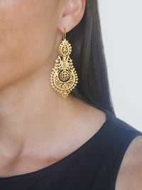 Queen Earrings 6.5cm in 19K Gold