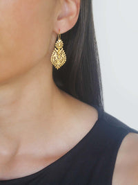 Queen Earrings 3.5cm in 19K Gold