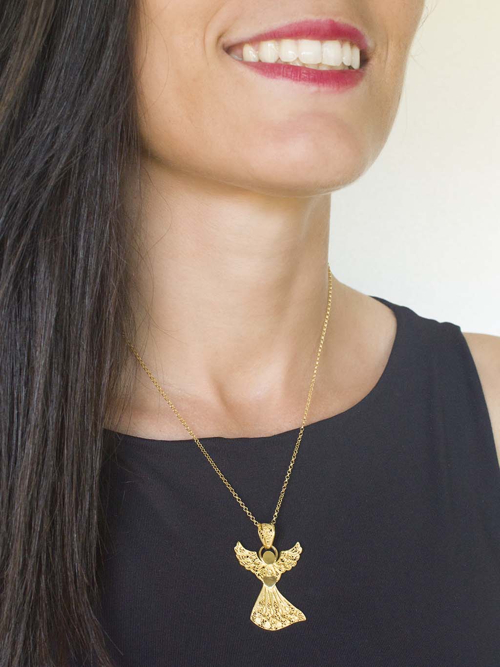 Medalha Angelical em filigrana (8927644177)