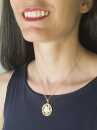 Circle Style Pendant – 9K Gold / 19K Gold