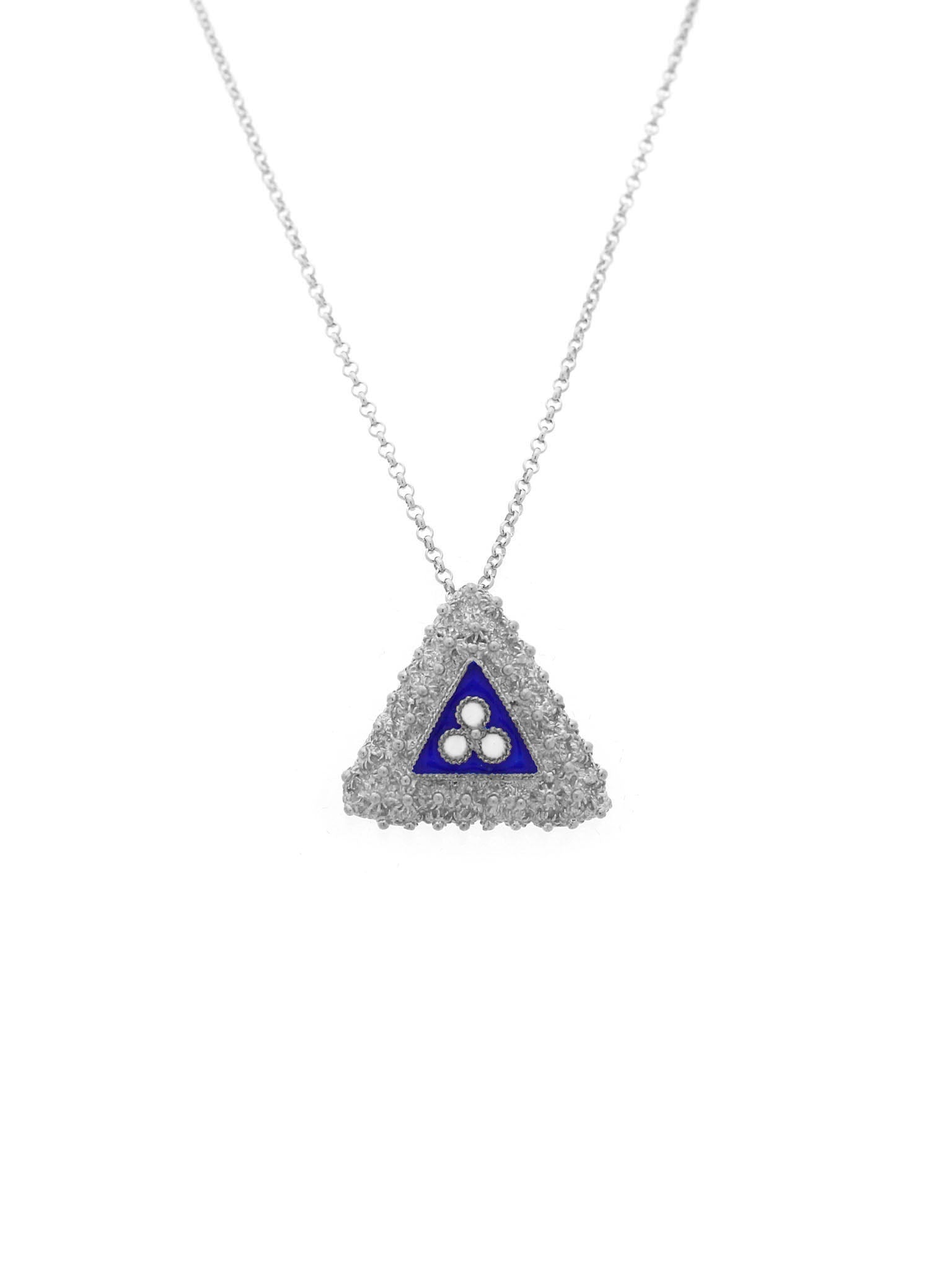 Triangular snail medal