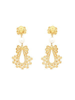 Princess pearl earrings (size s)