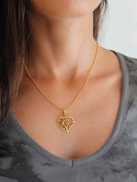 Fátima Filigree Medallion - Size S – 9K Gold / 19K Gold