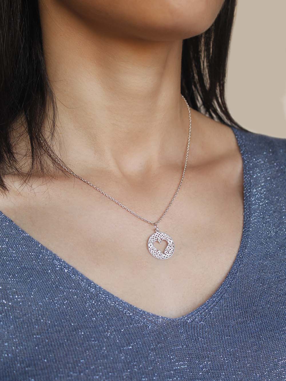 Medalha Coração ardente em prata portuguesa (59843510289)