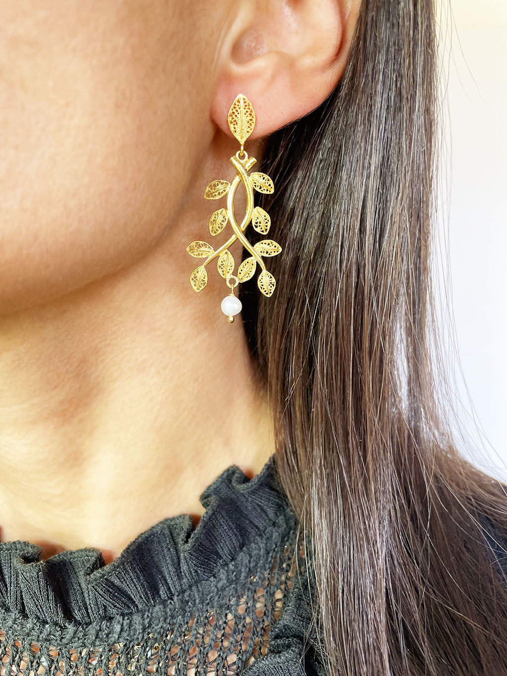 OLIVEIRA FOLLONS EARLES WITH POROLA